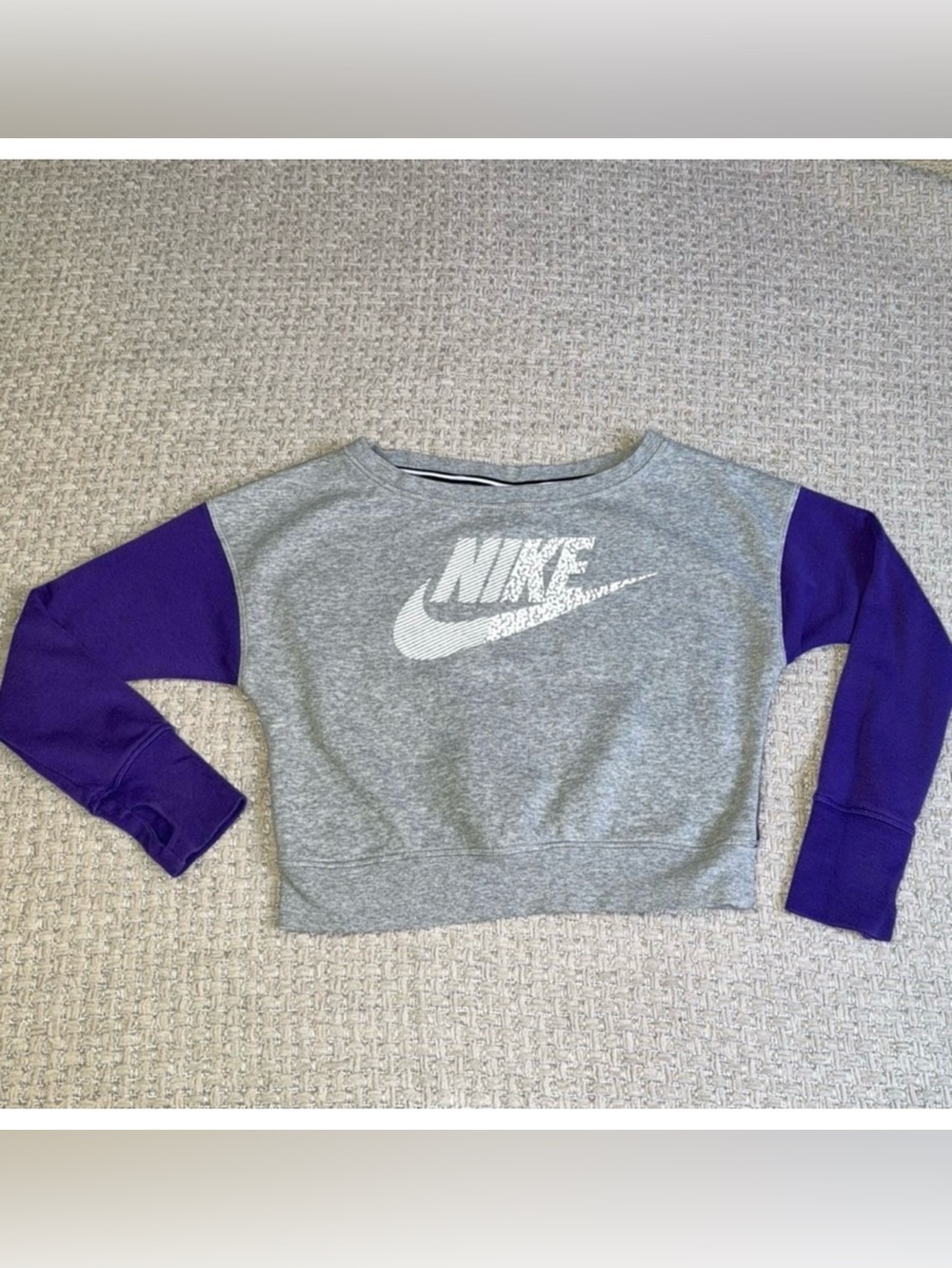 Nike girls Colorblock Crewneck Sweatshirt Gray Purple Medium 8